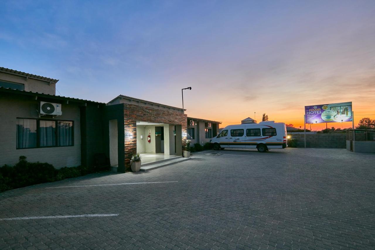 Phudzi Hotel Letlhakane Exterior photo
