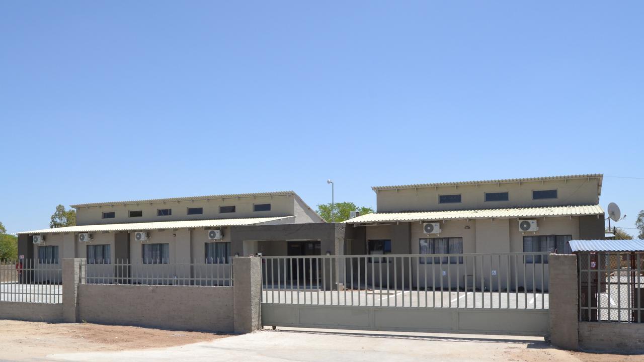 Phudzi Hotel Letlhakane Exterior photo
